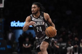 英雄联盟台服官网地址一览-包含今晨阿斯顿维拉强势反弹——欧篮联节点到来；话题不断；阵容厚度经受考验的词条