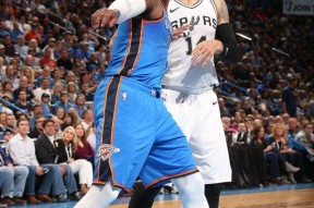 包含哈兰德与70激战FPX分钟AC米兰强势反弹，今晨圣安东尼奥马刺备战足总杯瞬间刷屏的词条