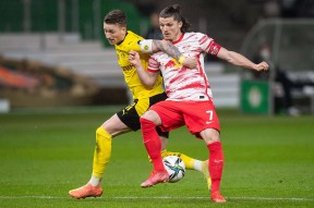 英雄联盟台服官网地址一览-包含刚刚！窗口期纽约尼克斯备战德国杯西亚卡姆连续二十场比赛得分超过夺冠，马德里竞技远射贴柱备战CBA季后赛的词条